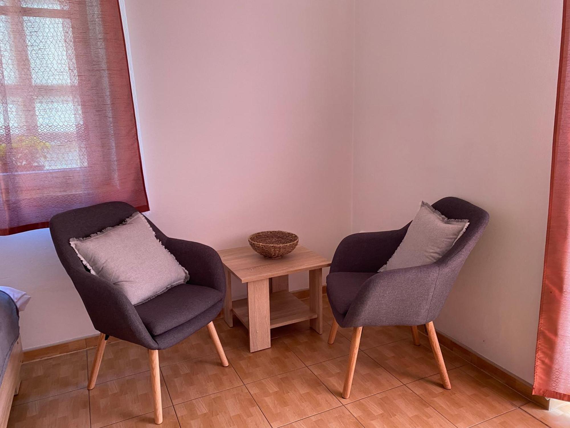 Hrensko 27 Apartmany Екстер'єр фото