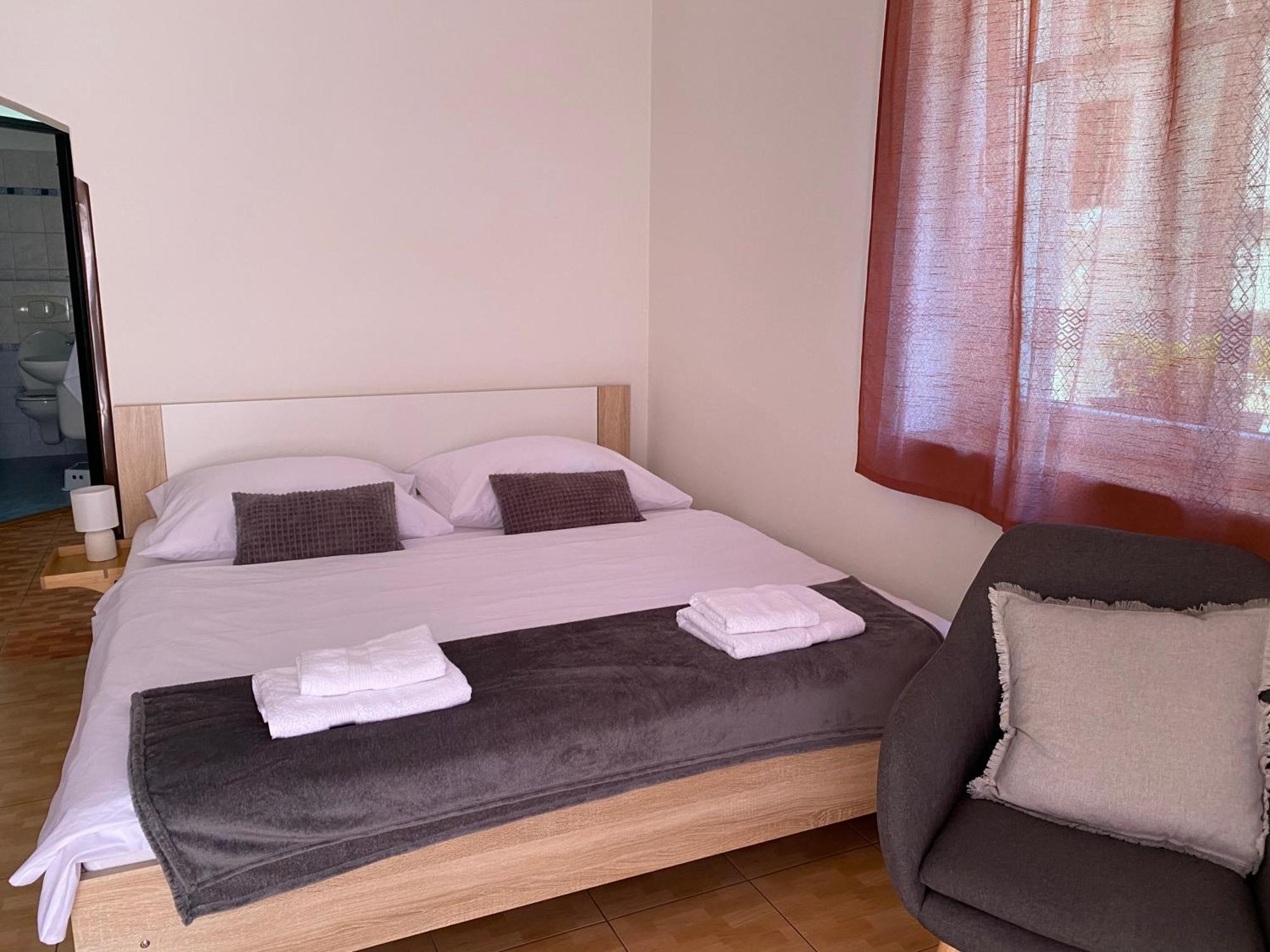 Hrensko 27 Apartmany Екстер'єр фото